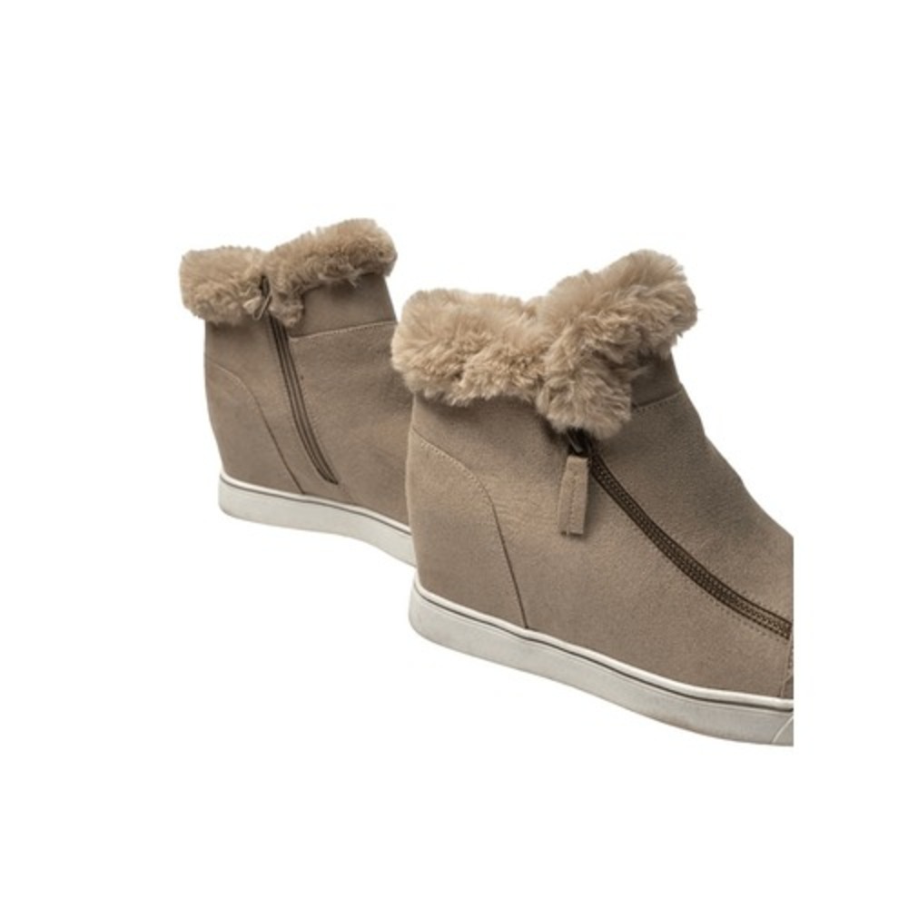 Sugar Kiwi Women's Hidden Wedge‎ Sneakers Tan 8 - Picture 5 of 10